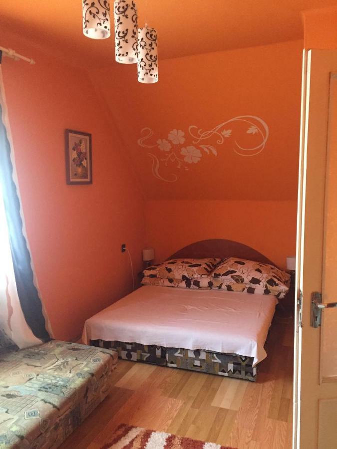 Almos Vendeghaz Apartment Hajduszoboszlo Luaran gambar